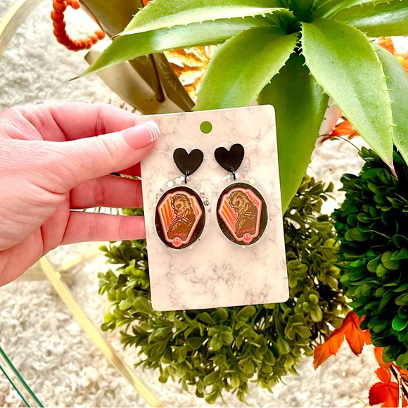 Chewy Acrylic Earrings - Picture 3 of 4